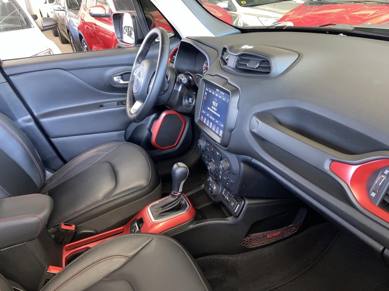 RENEGADE 2.0 16V TURBO DIESEL TRAILHAWK 4P 4X4 AUTOMÁTICO - 2020 - FARROUPILHA