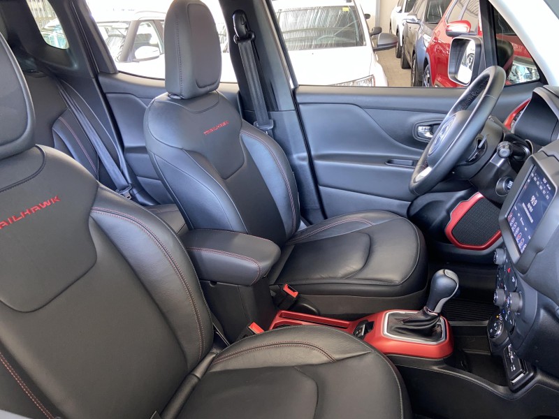 RENEGADE 2.0 16V TURBO DIESEL TRAILHAWK 4P 4X4 AUTOMÁTICO - 2020 - FARROUPILHA