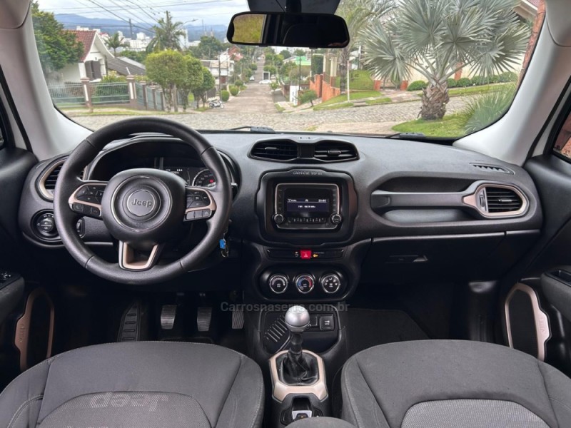 RENEGADE 1.8 16V FLEX SPORT 4P MANUAL - 2016 - VENâNCIO AIRES