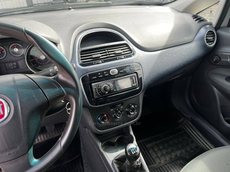PUNTO 1.4 ATTRACTIVE 8V FLEX 4P MANUAL - 2015 - CANELA