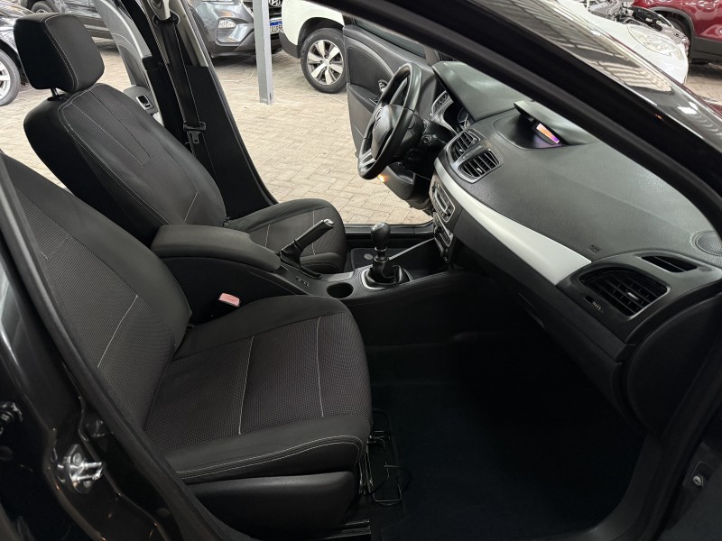 FLUENCE 2.0 DYNAMIQUE 16V FLEX 4P MANUAL - 2013 - CAXIAS DO SUL
