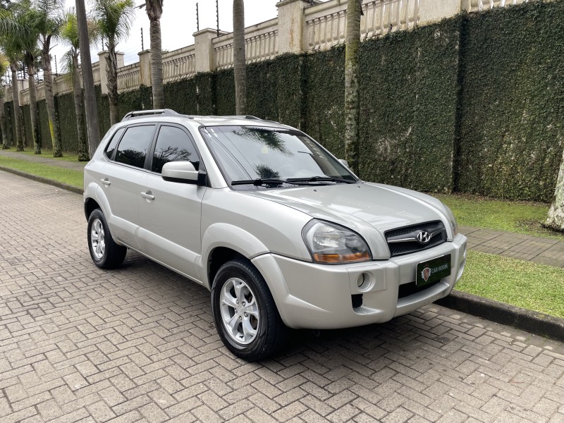 TUCSON 2.0 MPFI GLS 16V 143CV 2WD GASOLINA 4P AUTOMÁTICO - 2011 - CAXIAS DO SUL