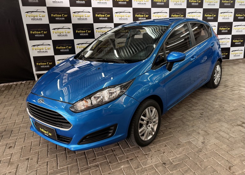 fiesta 1.5 se hatch 16v flex 4p manual 2015 caxias do sul