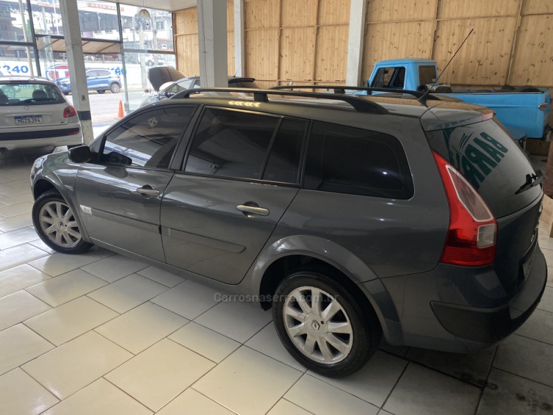 MÉGANE 1.6 DYNAMIQUE GRAND TOUR 16V FLEX 4P MANUAL - 2013 - CAXIAS DO SUL