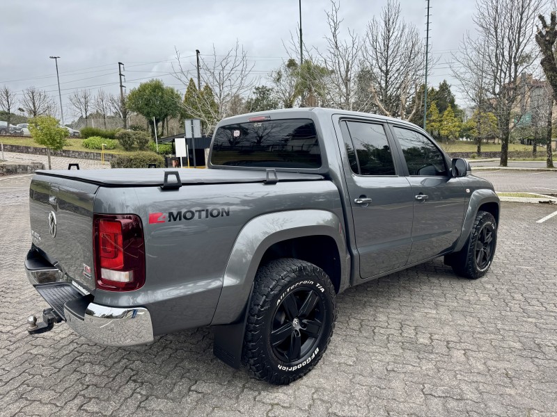 AMAROK 2.0 HIGHLINE 4X4 CD 16V TURBO INTERCOOLER DIESEL 4P AUTOMÁTICO - 2017 - CAXIAS DO SUL
