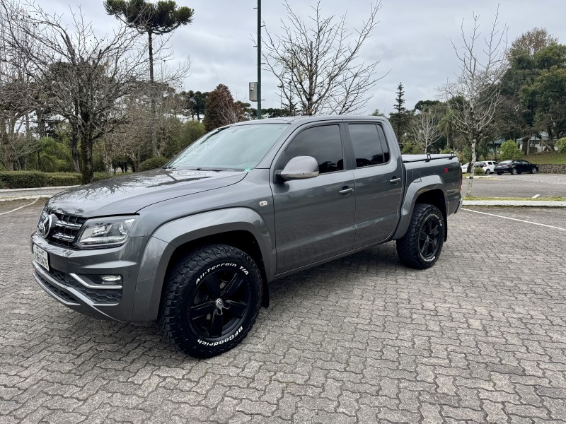 amarok 2.0 highline 4x4 cd 16v turbo intercooler diesel 4p automatico 2017 caxias do sul