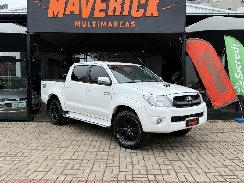 HILUX 3.0 SRV 4X4 CD 16V TURBO DIESEL 4P MANUAL - 2010 - LAGOA VERMELHA