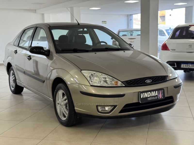 focus 1.6 glx sedan 8v gasolina 4p manual 2005 flores da cunha