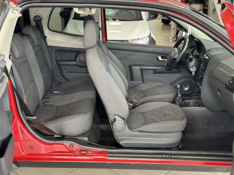 STRADA 1.4 MPI WORKING CD 8V FLEX 3P MANUAL - 2015 - FLORES DA CUNHA