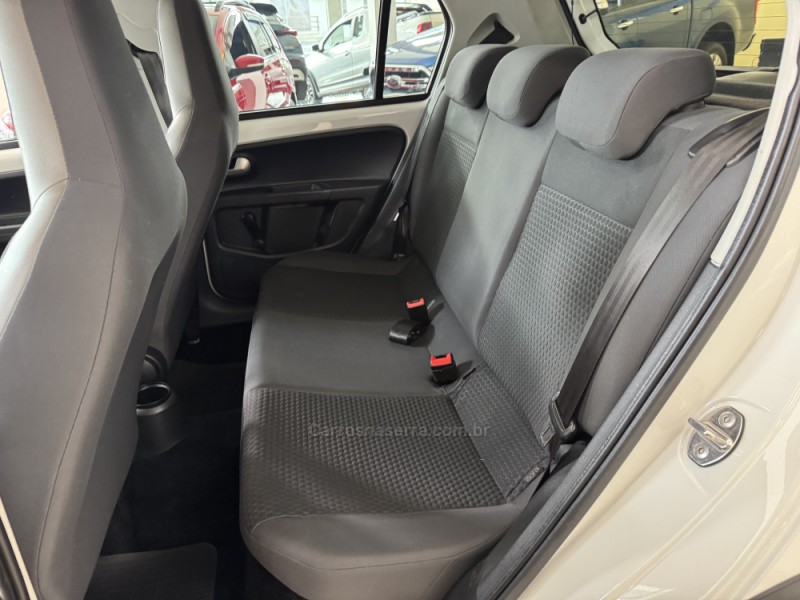 UP 1.0 TSI CROSS 12V FLEX 4P MANUAL - 2017 - FLORES DA CUNHA