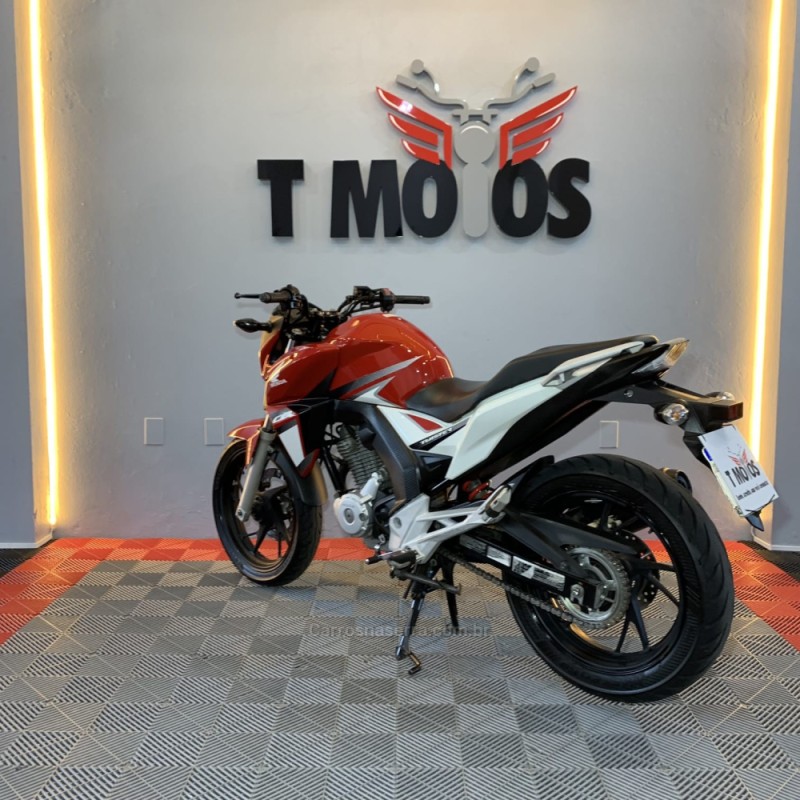 CB 250F TWISTER CBS - 2017 - PORTãO