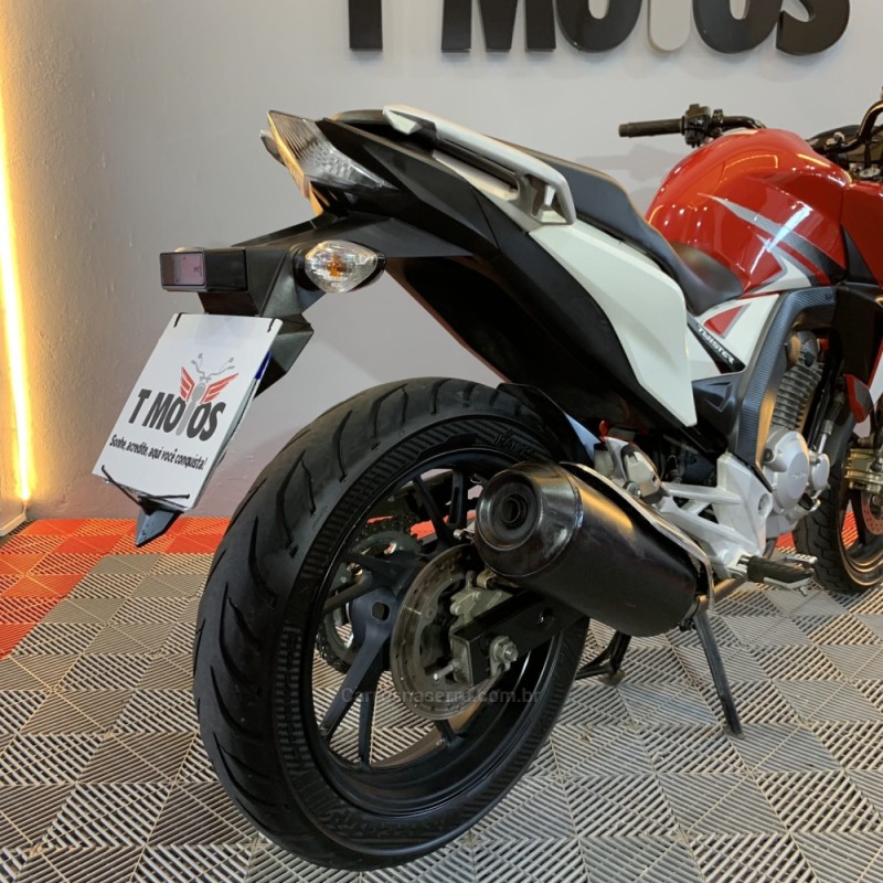 CB 250F TWISTER CBS - 2017 - PORTãO