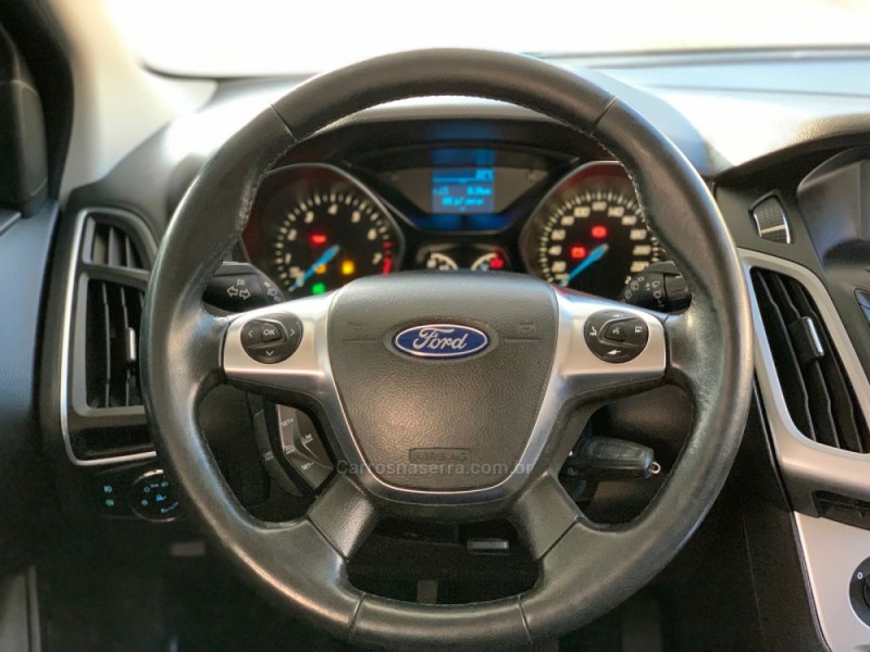 FOCUS 1.6 SE 16V FLEX 4P MANUAL - 2015 - CAXIAS DO SUL
