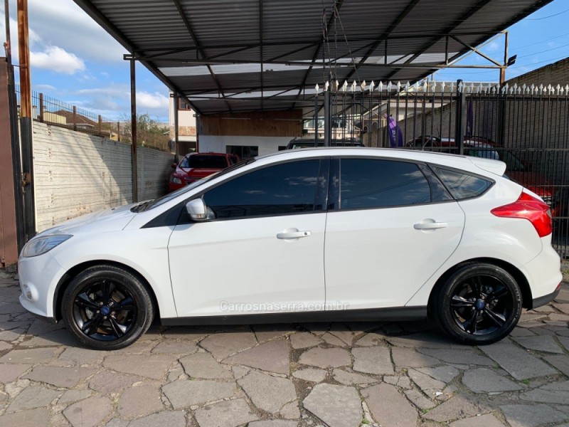 FOCUS 1.6 SE 16V FLEX 4P MANUAL - 2015 - CAXIAS DO SUL