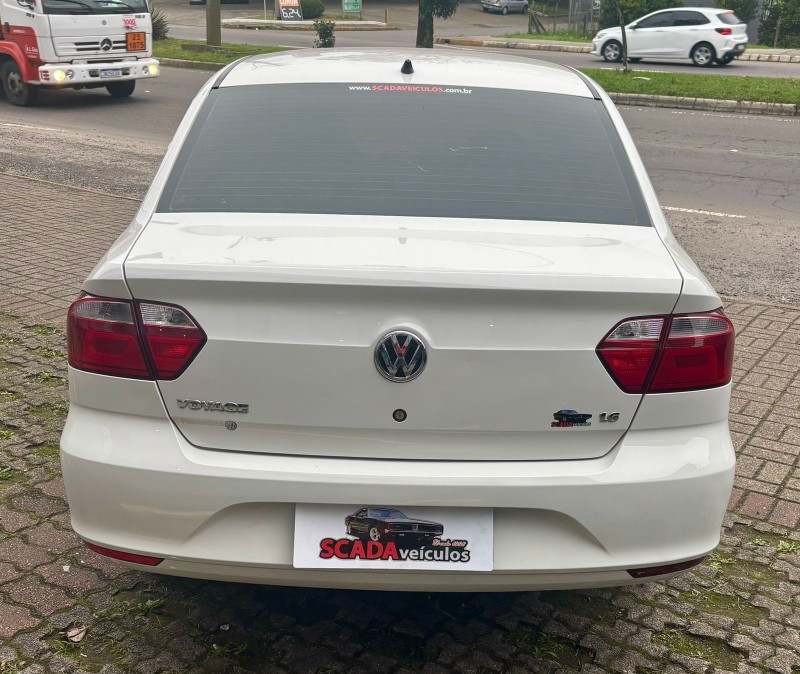 VOYAGE 1.6 MI 8V FLEX 4P MANUAL - 2013 - CAXIAS DO SUL