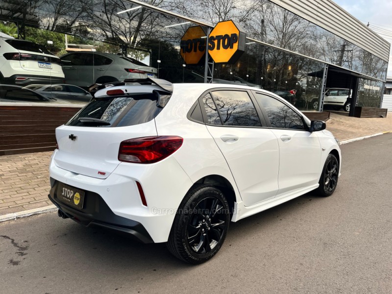 ONIX 1.0 HATCH RS 12V TURBO 4P AUTOMÁTICO - 2022 - DOIS IRMãOS