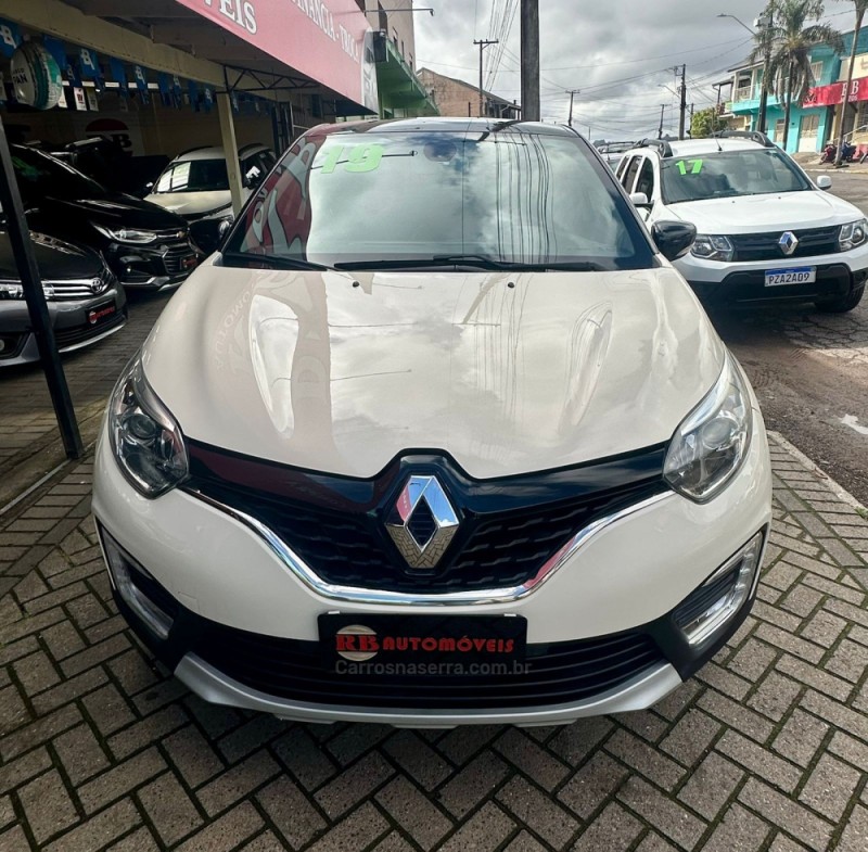 CAPTUR 1.6 16V FLEX INTENSE AUTOMÁTICO - 2019 - PAROBé