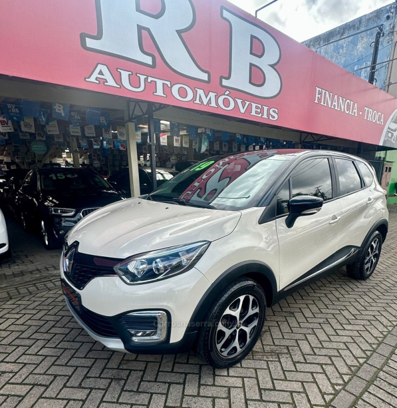 CAPTUR 1.6 16V FLEX INTENSE AUTOMÁTICO - 2019 - PAROBé