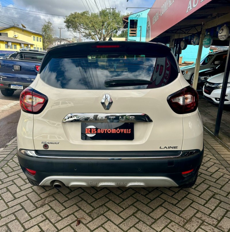 CAPTUR 1.6 16V FLEX INTENSE AUTOMÁTICO - 2019 - PAROBé