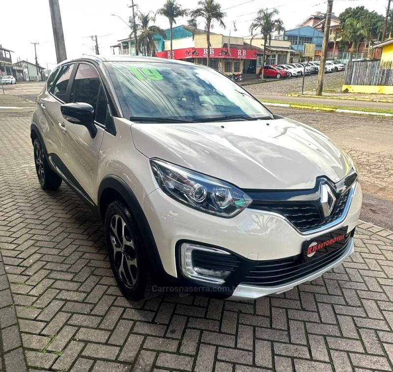 CAPTUR 1.6 16V FLEX INTENSE AUTOMÁTICO - 2019 - PAROBé