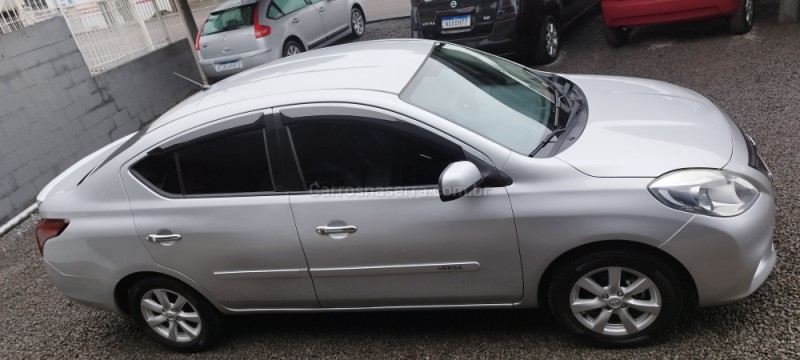 VERSA 1.6 16V FLEX SL 4P MANUAL - 2014 - FARROUPILHA