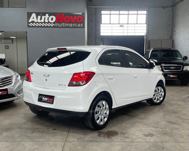 ONIX 1.4 MPFI LT 8V FLEX 4P MANUAL - 2014 - VACARIA
