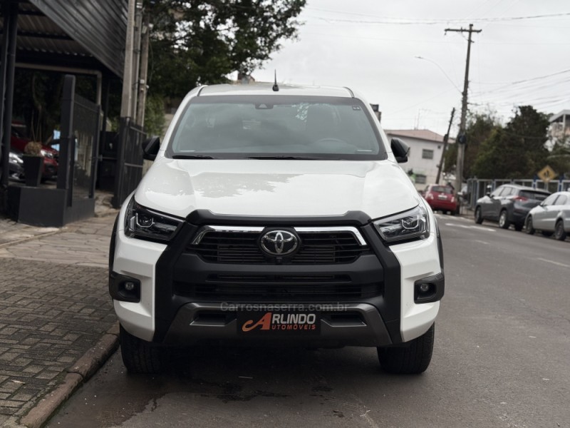 HILUX 2.8 4X4 CONQUEST CD TURBO DIESEL 4P AUTOMÁTICO - 2023 - PAROBé
