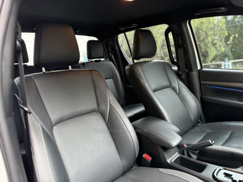 HILUX 2.8 4X4 CONQUEST CD TURBO DIESEL 4P AUTOMÁTICO - 2023 - PAROBé