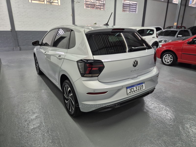 POLO 1.0	200 TSI HIGHLINE AUTOMÁTICO  - 2024 - GARIBALDI
