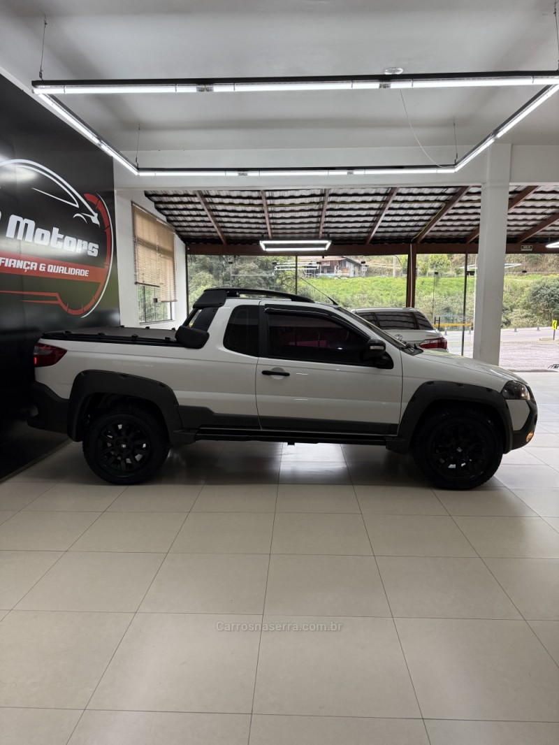 STRADA 1.8 MPI ADVENTURE CE 16V FLEX 2P MANUAL - 2015 - FARROUPILHA