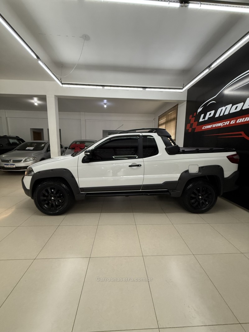 STRADA 1.8 MPI ADVENTURE CE 16V FLEX 2P MANUAL - 2015 - FARROUPILHA
