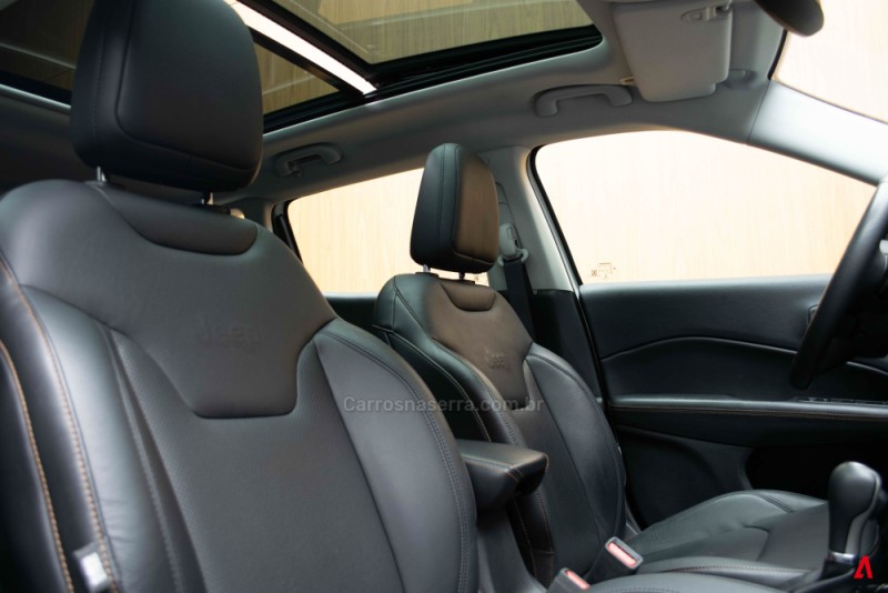 COMPASS 2.0 16V FLEX LIMITED AUTOMÁTICO - 2019 - GARIBALDI