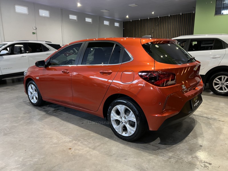 ONIX 1.0 PREMIER II 12V TURBO FLEX 4P AUTOMÁTICO - 2020 - CAXIAS DO SUL