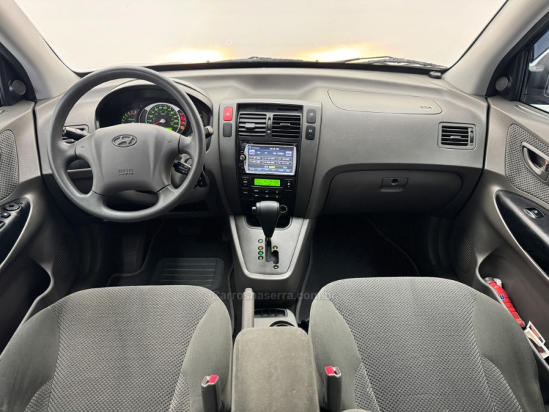 TUCSON 2.0 MPFI GLS 16V 143CV 2WD GASOLINA 4P AUTOMÁTICO - 2013 - CARLOS BARBOSA