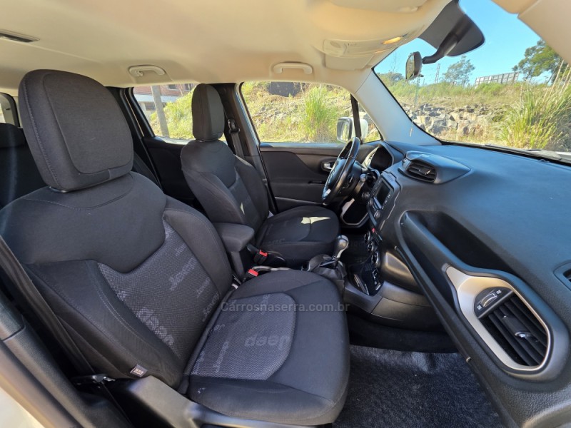 RENEGADE 1.8 16V FLEX LONGITUDE 4P AUTOMÁTICO - 2016 - CAXIAS DO SUL