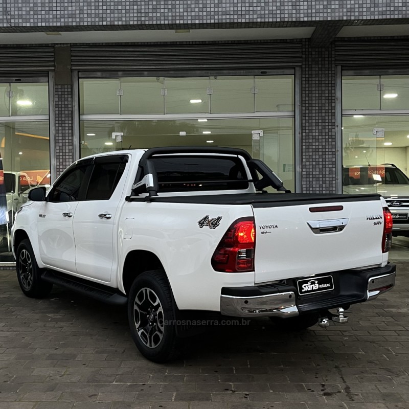 HILUX 2.8 SRV 4X4 CD 16V DIESEL 4P AUTOMÁTICO - 2021 - VACARIA