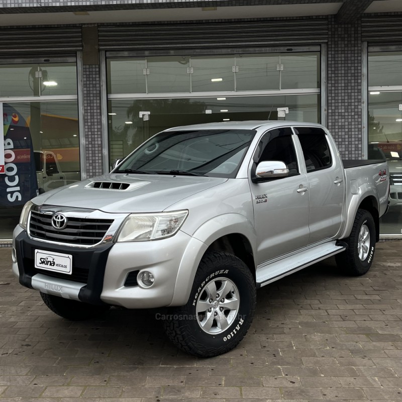 HILUX 3.0 SRV 4X4 CD 16V TURBO INTERCOOLER DIESEL 4P AUTOMÁTICO - 2012 - VACARIA