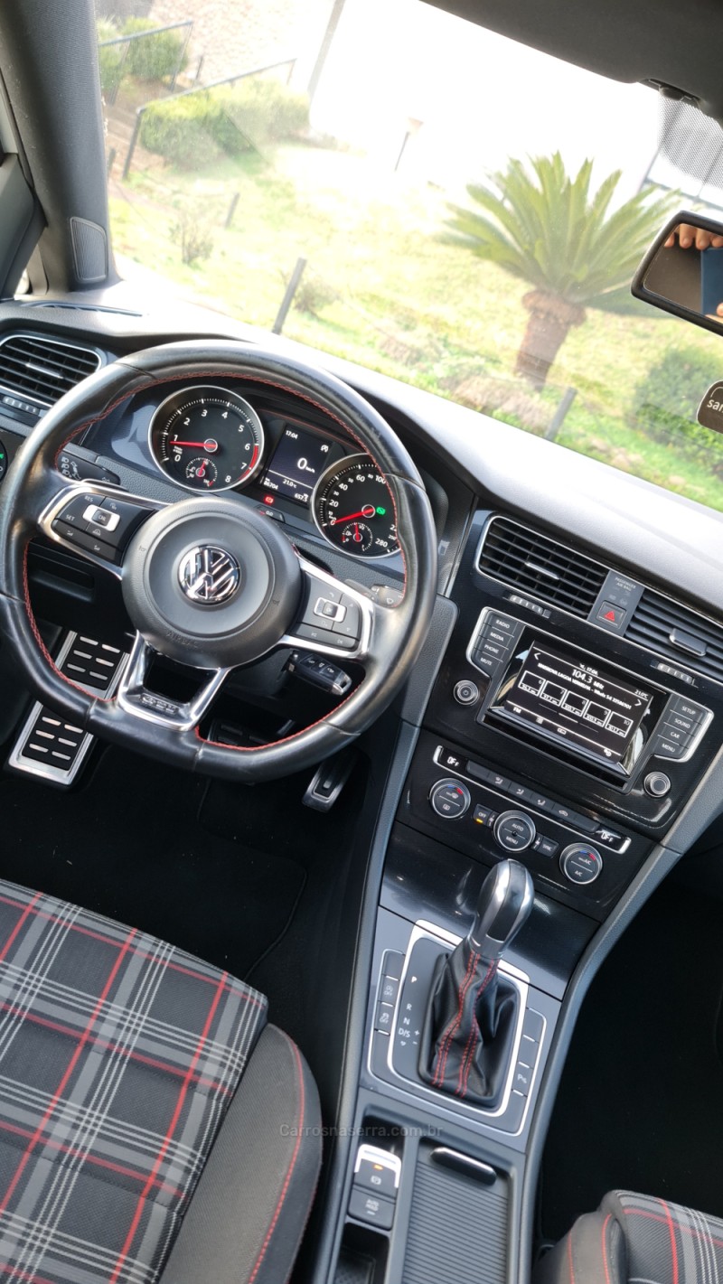 GOLF 2.0 MI GTI 8V GASOLINA 2P MANUAL - 2015 - LAGOA VERMELHA