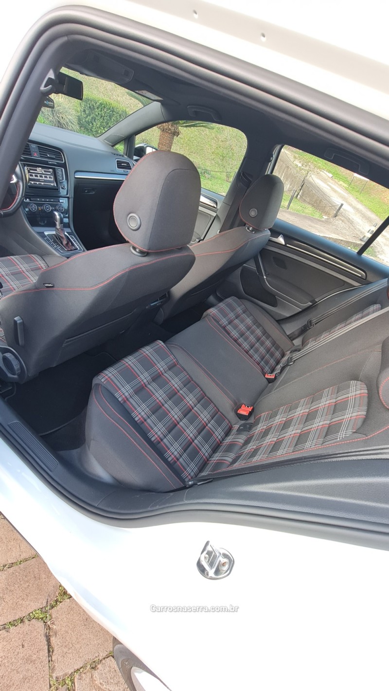 GOLF 2.0 MI GTI 8V GASOLINA 2P MANUAL - 2015 - LAGOA VERMELHA