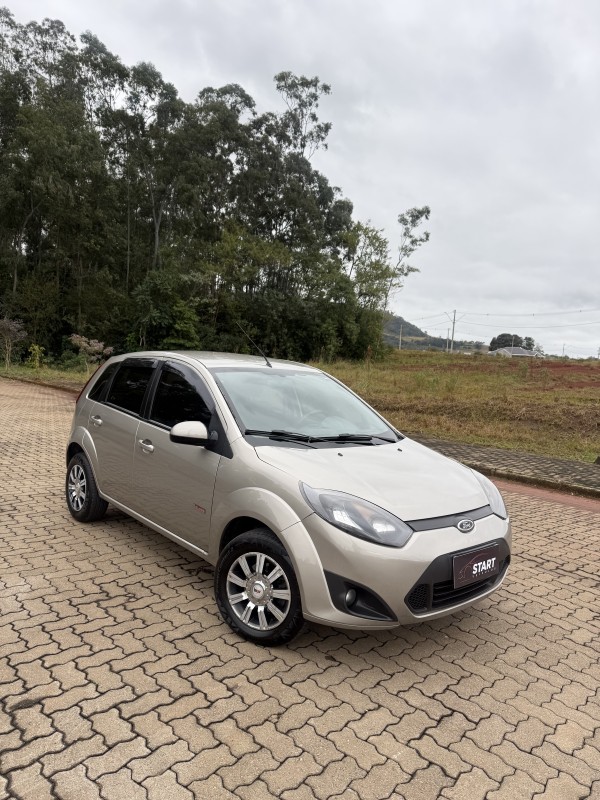 FIESTA 1.6 MPI CLASS HATCH 8V FLEX 4P MANUAL - 2012 - ARROIO DO MEIO
