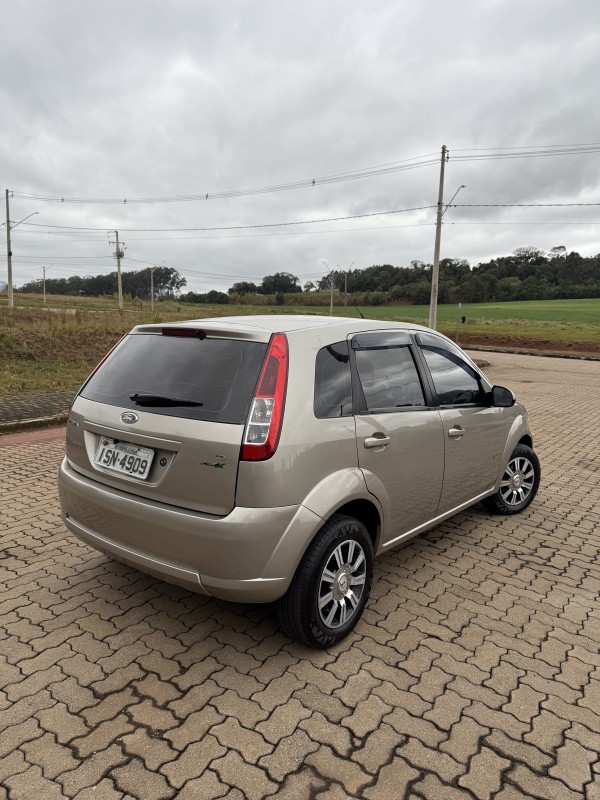 FIESTA 1.6 MPI CLASS HATCH 8V FLEX 4P MANUAL - 2012 - ARROIO DO MEIO