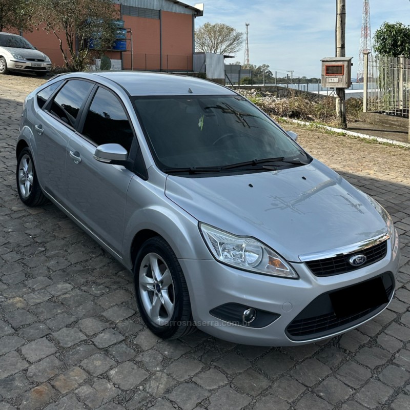 FOCUS 2.0 GLX 16V FLEX 4P MANUAL