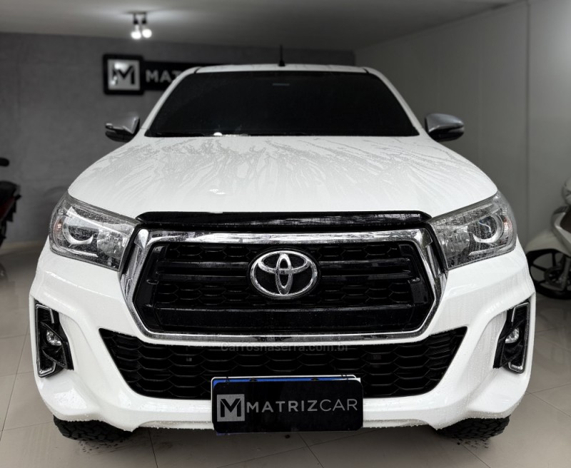 hilux 2.8 srx 4x4 cd 16v diesel 4p automatico 2019 canela