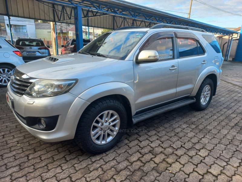 hilux sw4 3.0 srv 4x4 16v turbo intercooler diesel 4p automatico 2013 caxias do sul