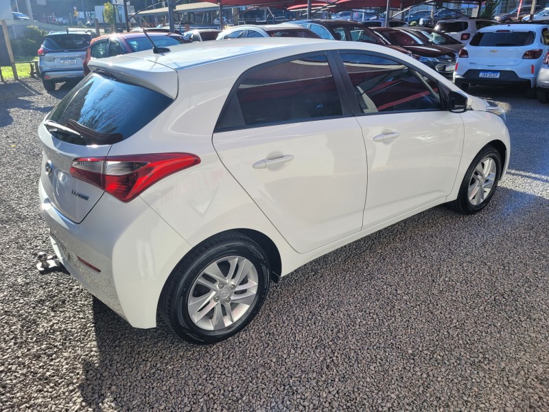 HB20 1.6 PREMIUM 16V FLEX 4P MANUAL - 2014 - CARLOS BARBOSA