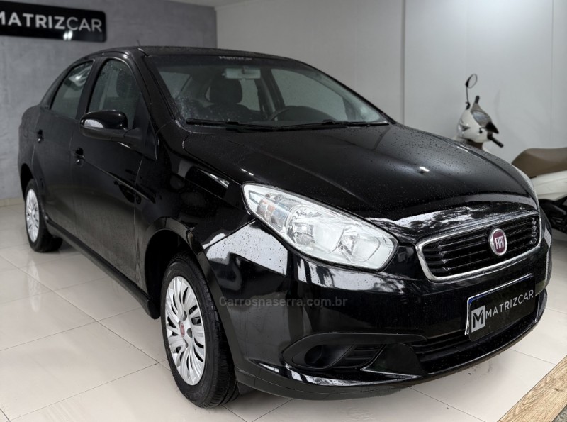 GRAND SIENA 1.0 ATTRACTIVE 8V FLEX 4P MANUAL - 2017 - CANELA