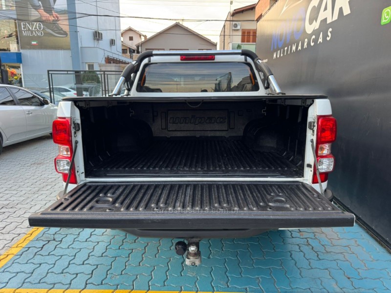 S10 2.4 LT 4X2 CD 8V FLEX 4P MANUAL - 2014 - ESTâNCIA VELHA