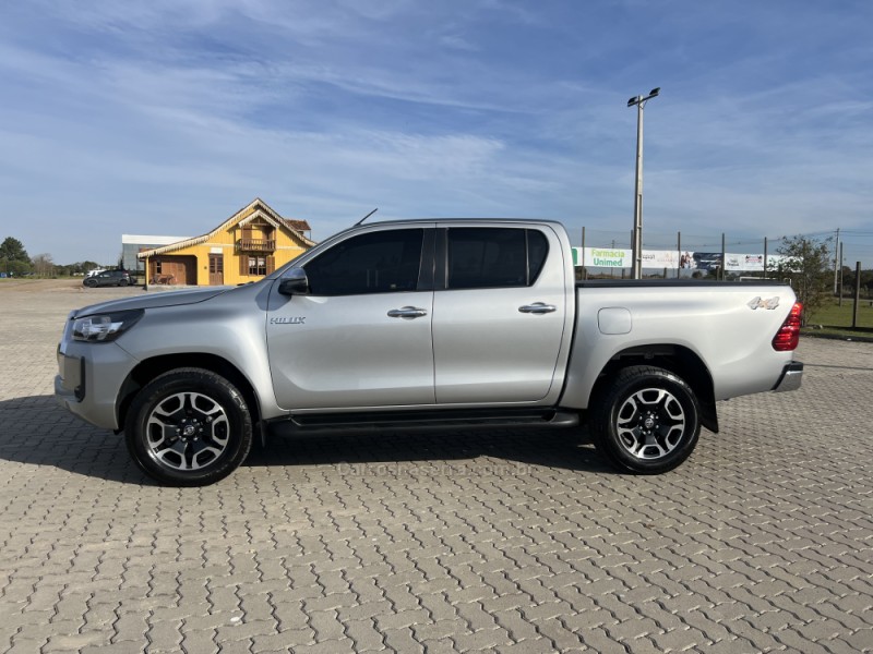 hilux 2.8 srv 4x4 cd 16v diesel 4p automatico 2021 antonio prado