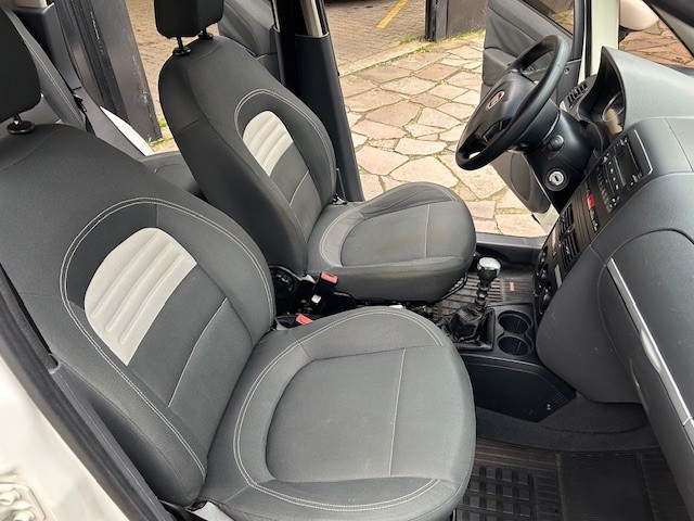 IDEA 1.4 MPI ATTRACTIVE 8V FLEX 4P MANUAL - 2012 - CAXIAS DO SUL