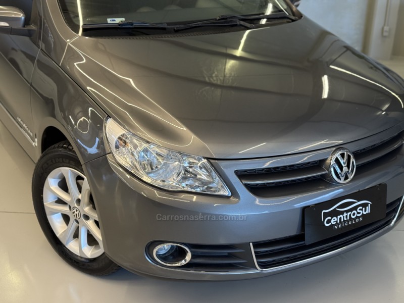 VOYAGE 1.6 MI COMFORTLINE 8V FLEX 4P MANUAL - 2011 - CARLOS BARBOSA